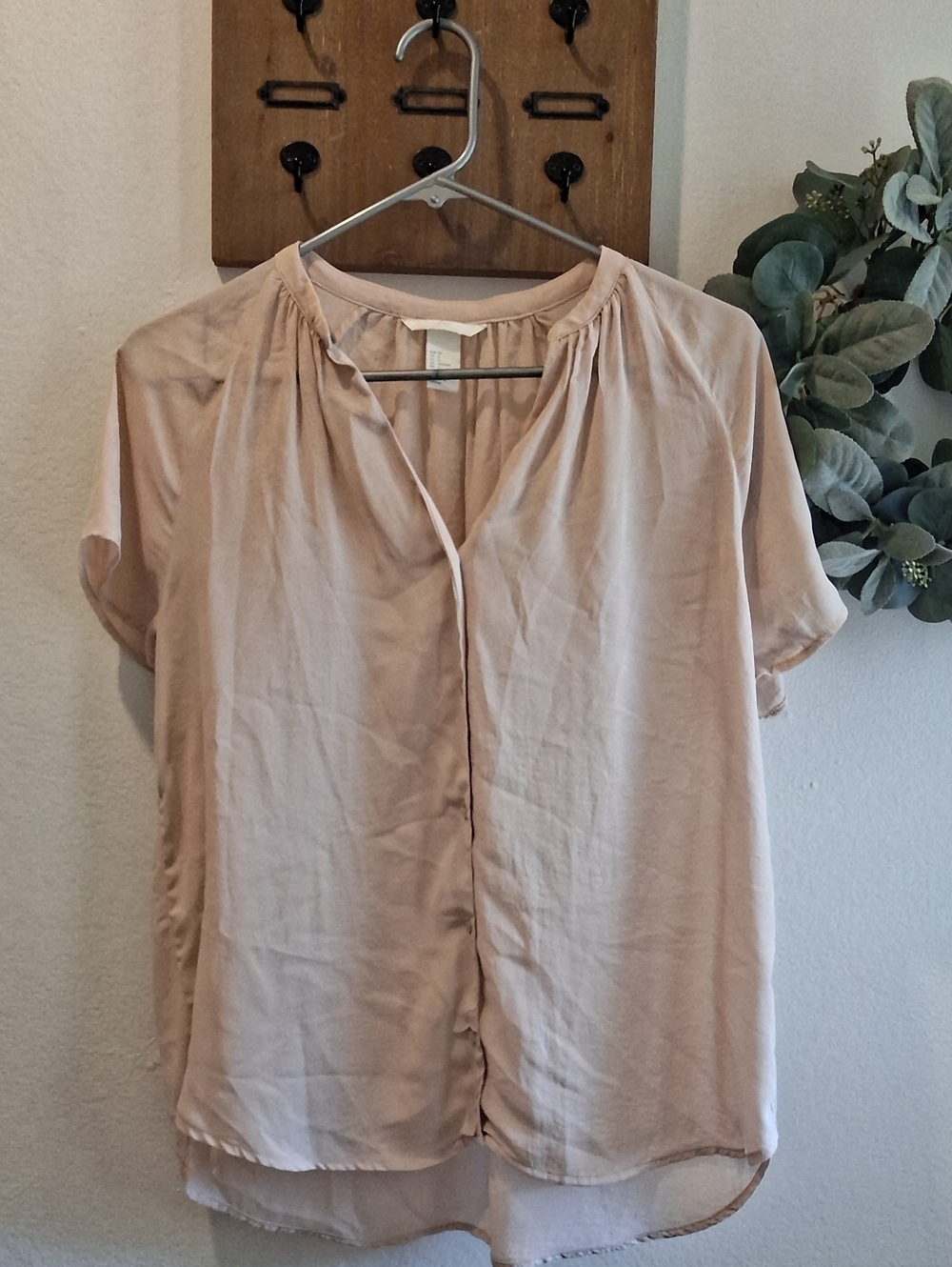 H&Medium Short Sleeve Blouse in Pink Size 6